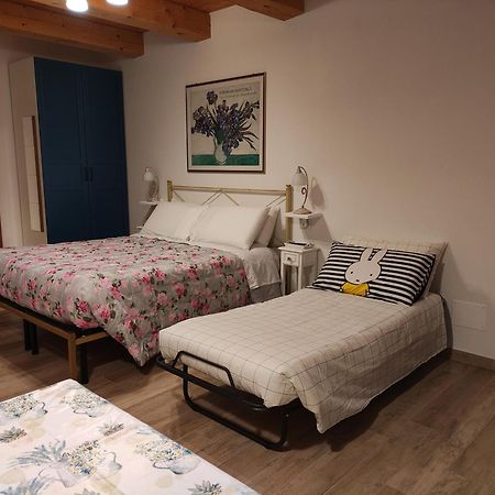 Casa Montefiore 13 Iris Lt Nella Tranquilla Campagna Marchigiana 안코나 외부 사진