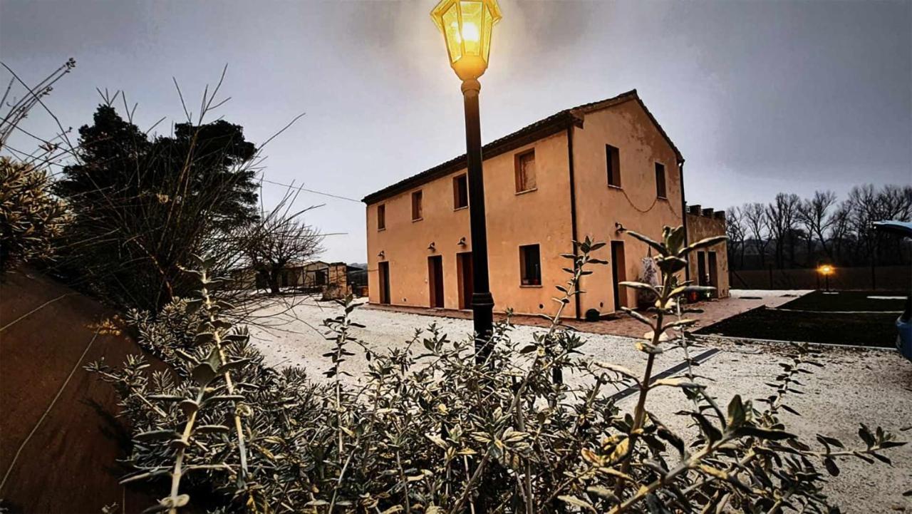 Casa Montefiore 13 Iris Lt Nella Tranquilla Campagna Marchigiana 안코나 외부 사진