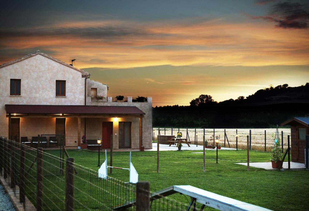 Casa Montefiore 13 Iris Lt Nella Tranquilla Campagna Marchigiana 안코나 외부 사진