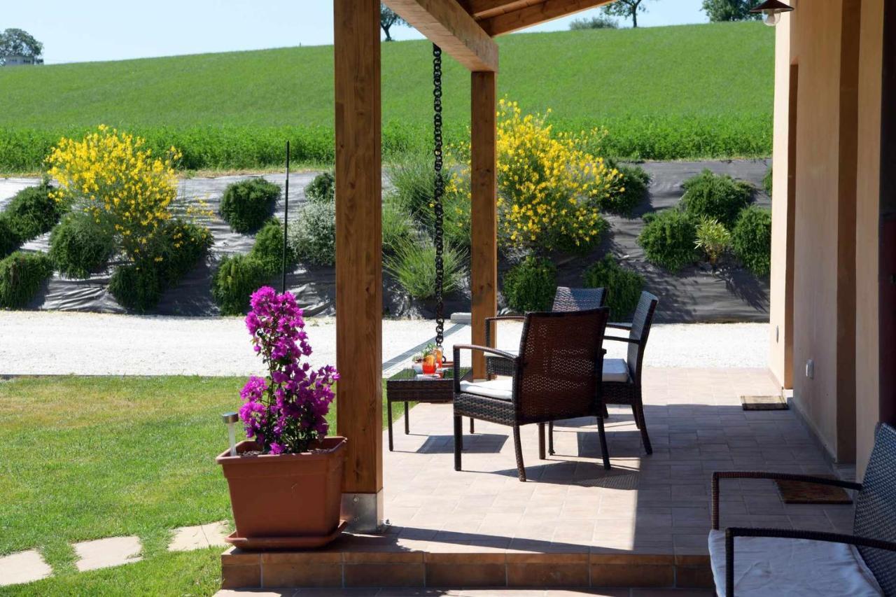 Casa Montefiore 13 Iris Lt Nella Tranquilla Campagna Marchigiana 안코나 외부 사진