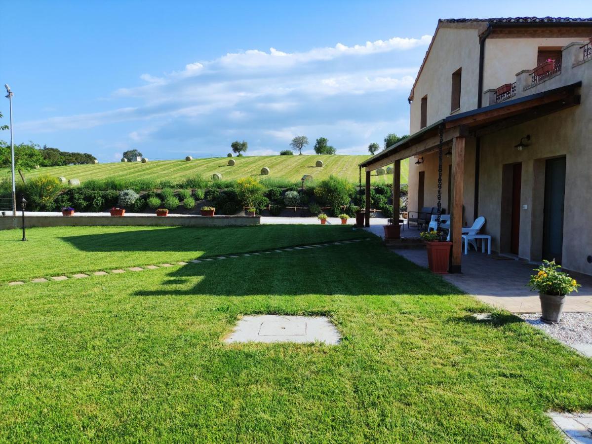 Casa Montefiore 13 Iris Lt Nella Tranquilla Campagna Marchigiana 안코나 외부 사진