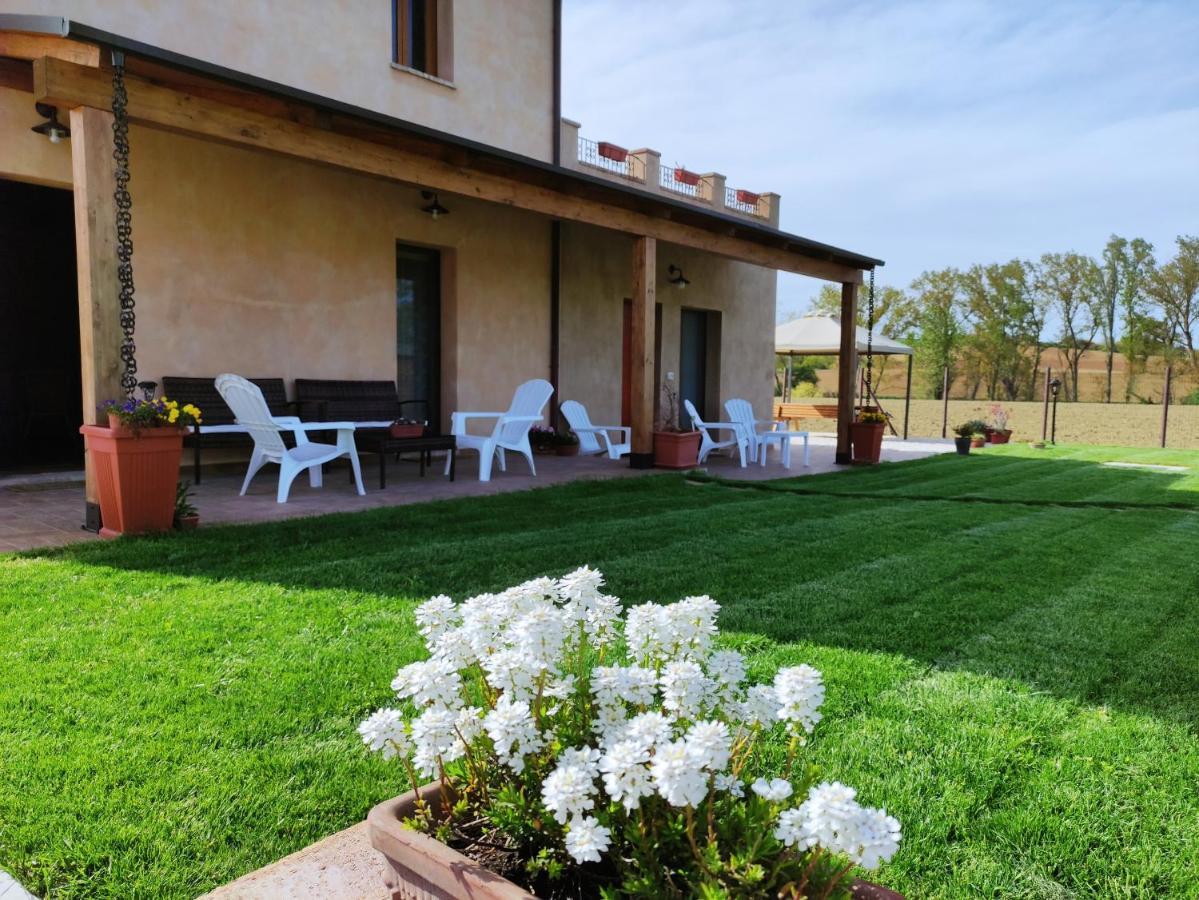 Casa Montefiore 13 Iris Lt Nella Tranquilla Campagna Marchigiana 안코나 외부 사진